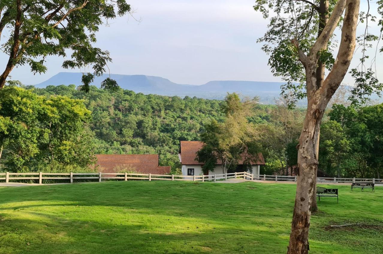 Channgarm Mountain View Resort จันทน์งาม เมาท์เท่นวิว รีสอร์ท Si Khio Exterior photo