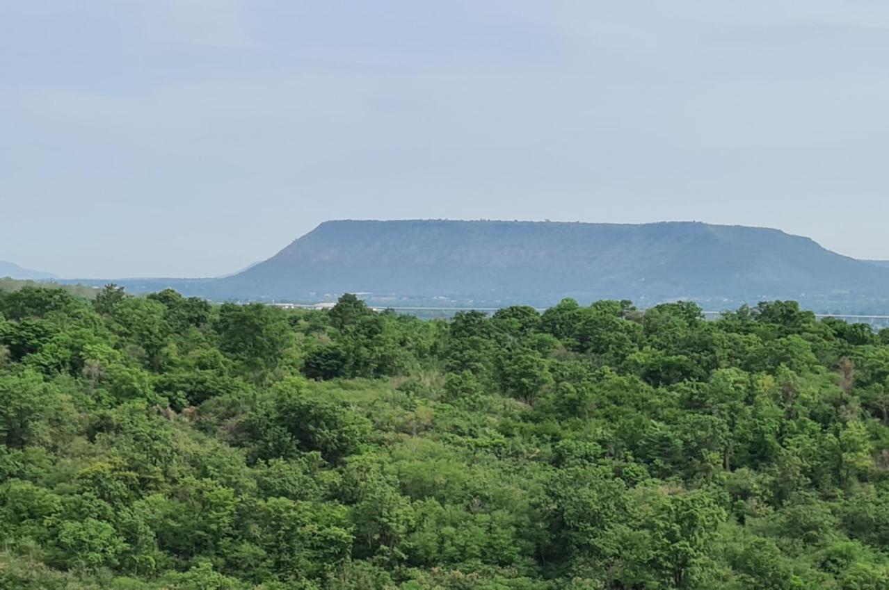 Channgarm Mountain View Resort จันทน์งาม เมาท์เท่นวิว รีสอร์ท Si Khio Exterior photo